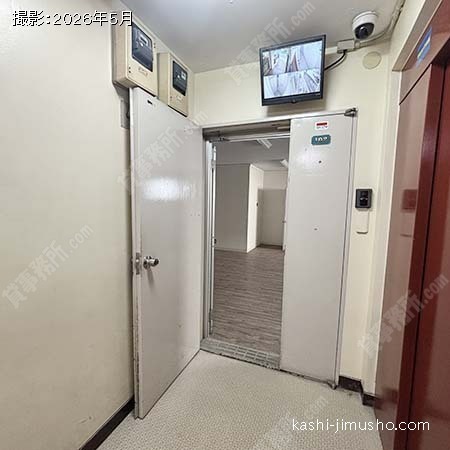 貸室入口 貸室入口