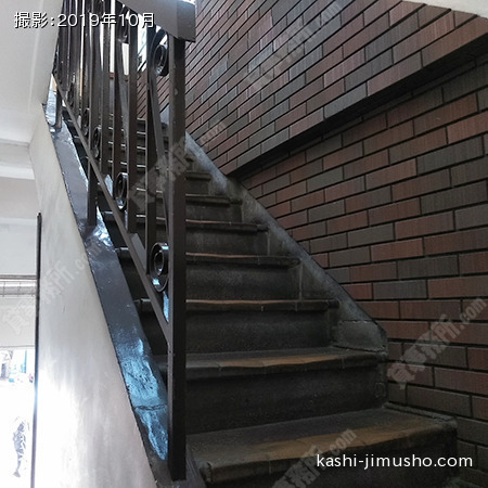 共用階段