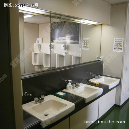 男性トイレ