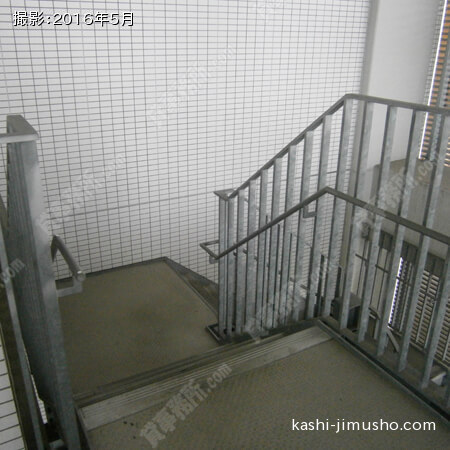 共用階段