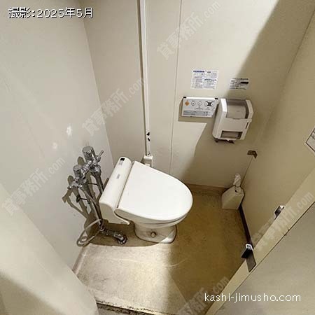 男性トイレ