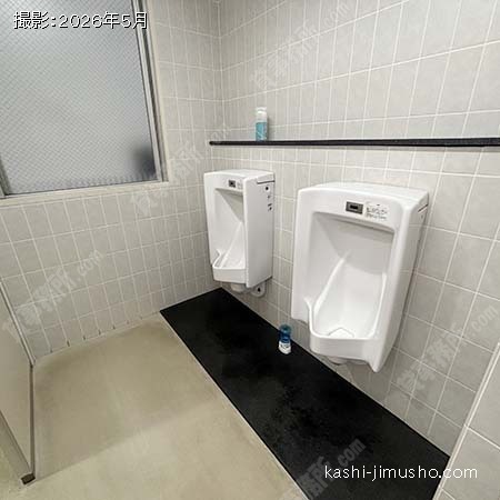 男性トイレ