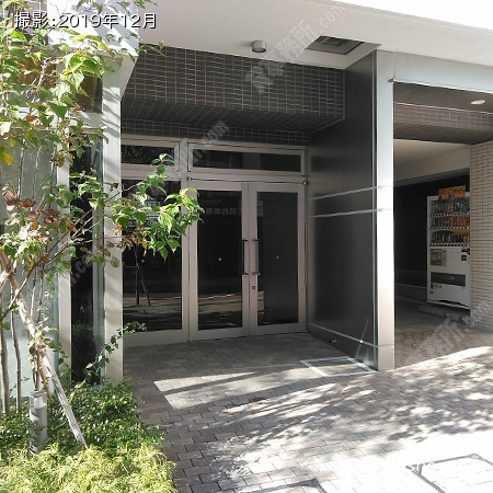 貸室入口(1階)