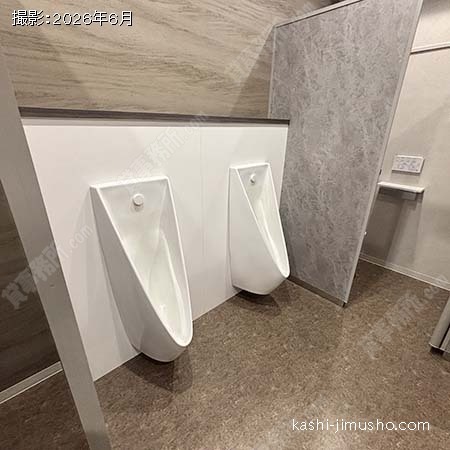 男性トイレ 男性トイレ