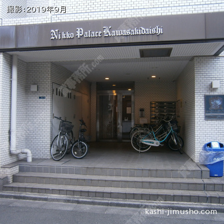 ビル入口