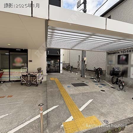 ビル入口