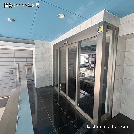 貸室入口(2階) 貸室入口(2階)