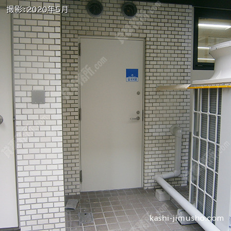 貸室入口(1階）