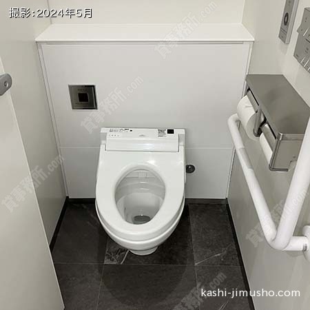 男性トイレ(9階）