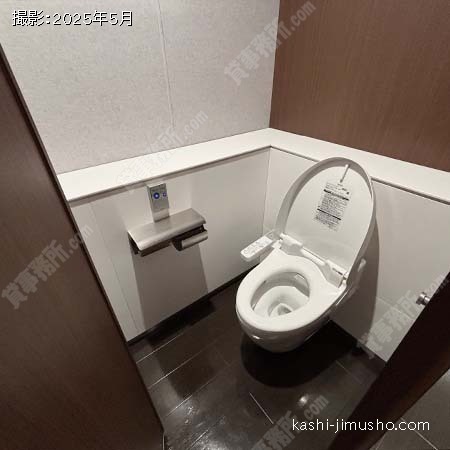 男性トイレ