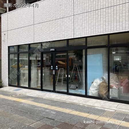 貸室入口(1階)