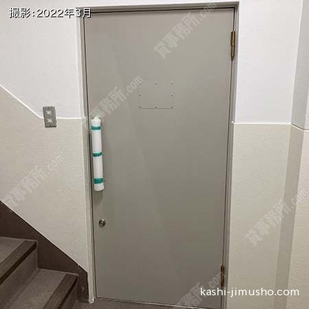 貸室入口