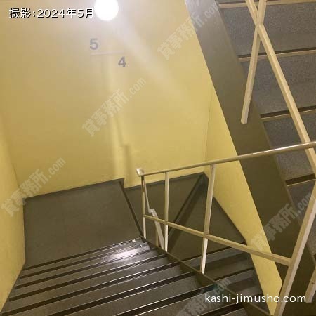 共用階段