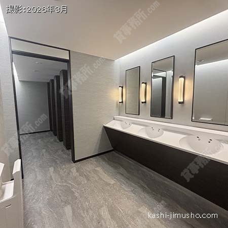 女性トイレ 女性トイレ