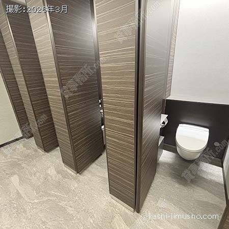 女性トイレ 女性トイレ