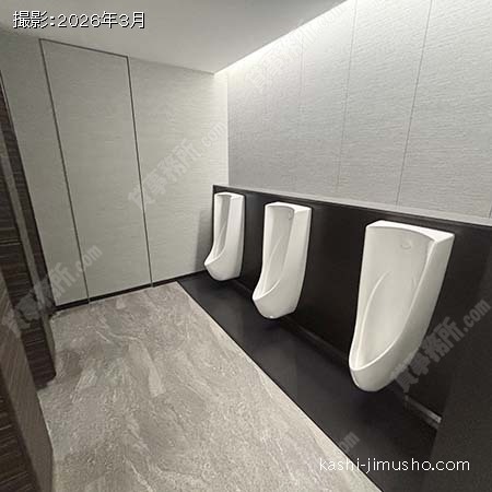 男性トイレ 男性トイレ