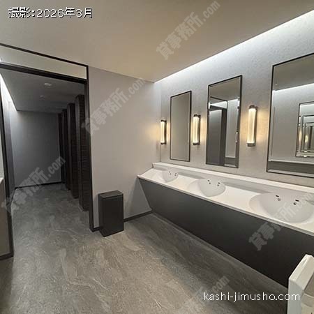 女性トイレ 女性トイレ