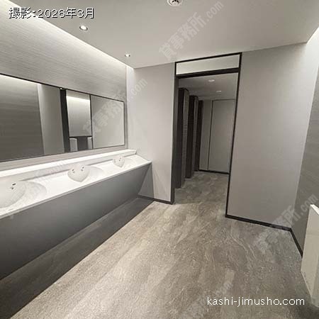 男性トイレ 男性トイレ