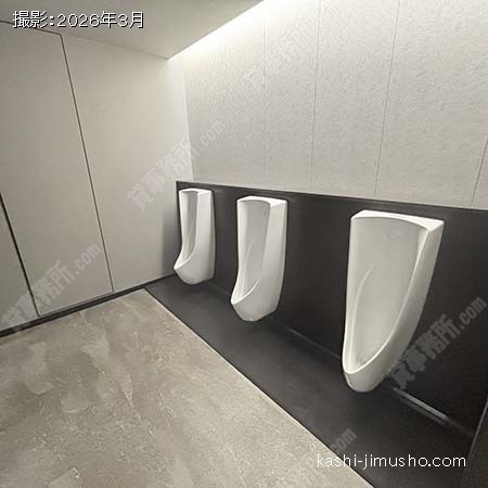 男性トイレ 男性トイレ