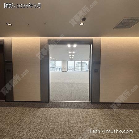 貸室入口 貸室入口