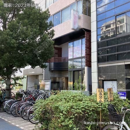 ビル前面