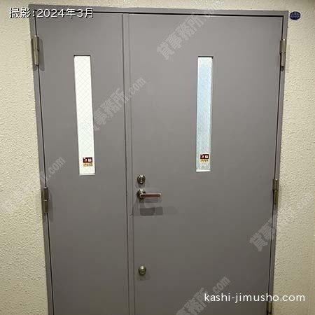 貸室入口(2階)