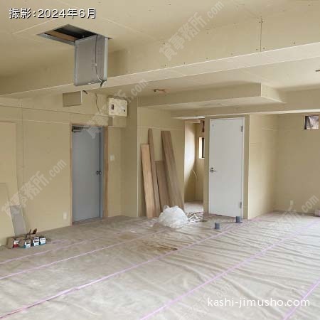 貸室内(2階203号室)