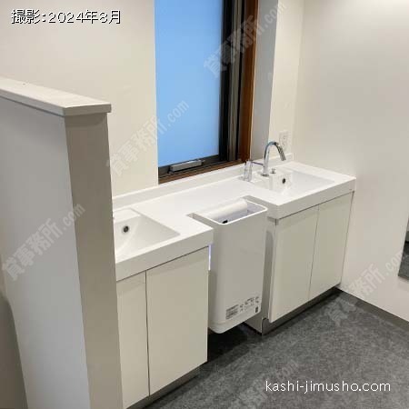 男性トイレ