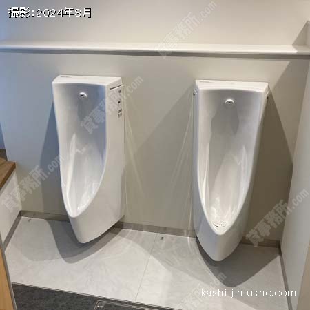 男性トイレ