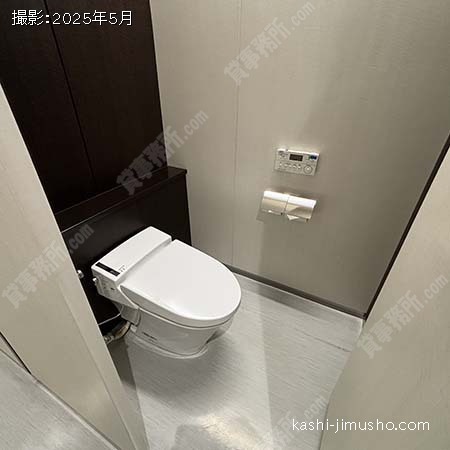 男性トイレ