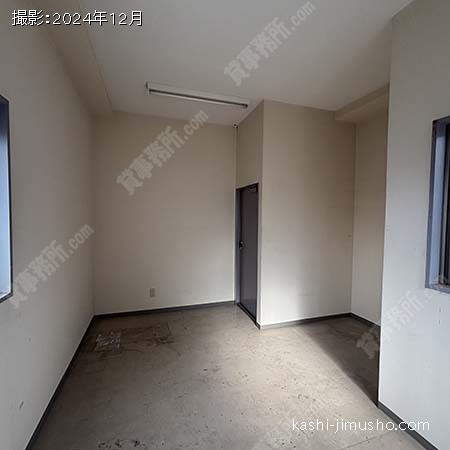 倉庫(8階)