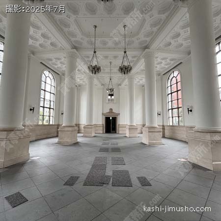 ホール