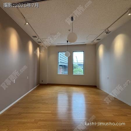 貸室内(3階302号室)