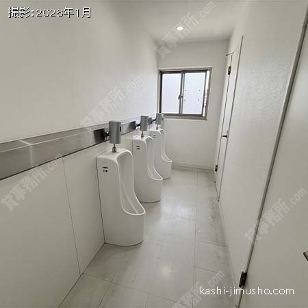 男性トイレ 男性トイレ
