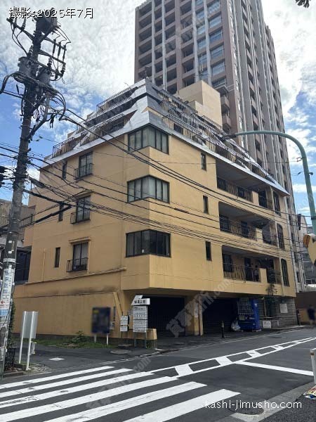 代々木パレスの外観
