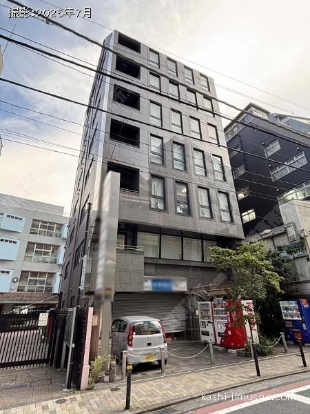 富美栄ビルの外観