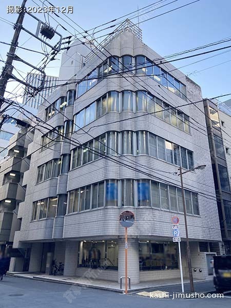 ダイナミック・アート九段下ビルの外観