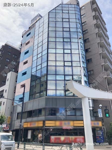新宿ダイカンプラザビジネスタワーの外観