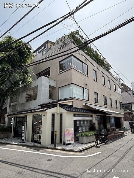 代官山ファーストビルの外観