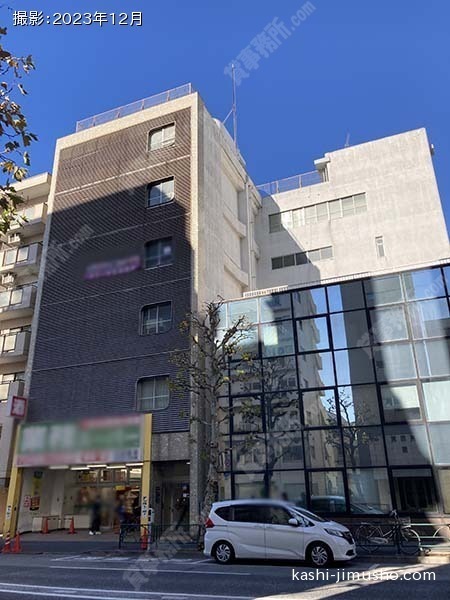 市川製本所ビルの外観