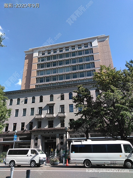 横浜情報文化センターの外観