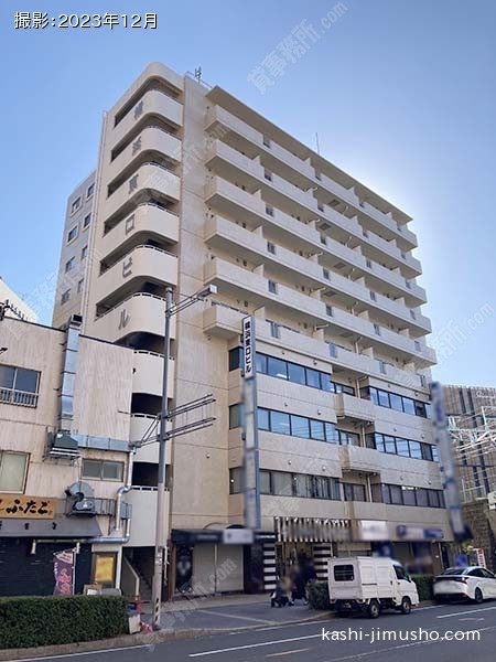 横浜東口ビルの外観