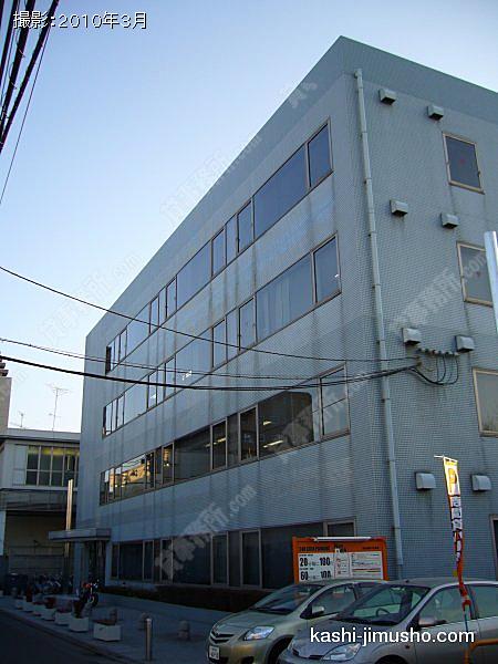 鹿島田駅前ビルの外観