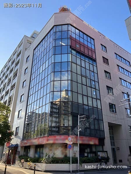 川崎ビルの外観
