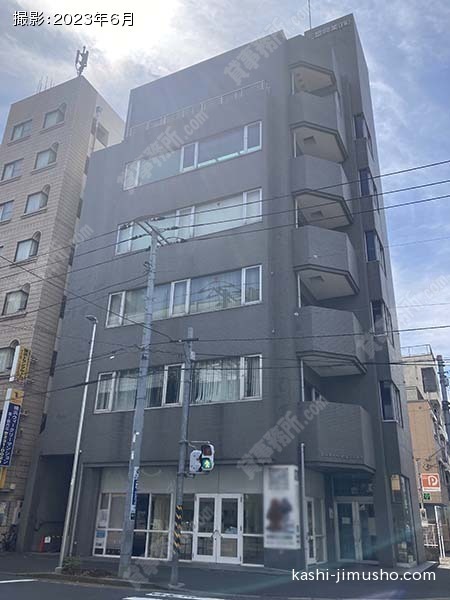 エーティービルディングの外観