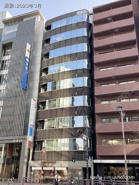 東京ビルの外観