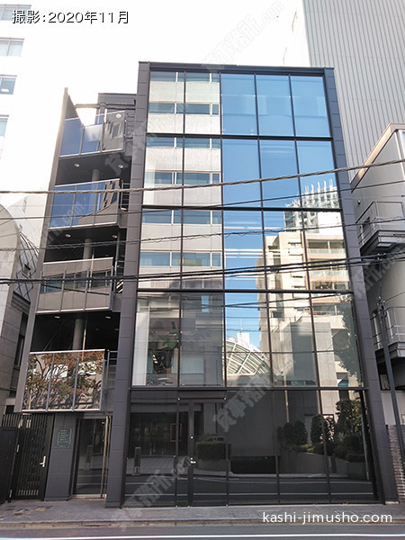 青山江崎ビルの外観