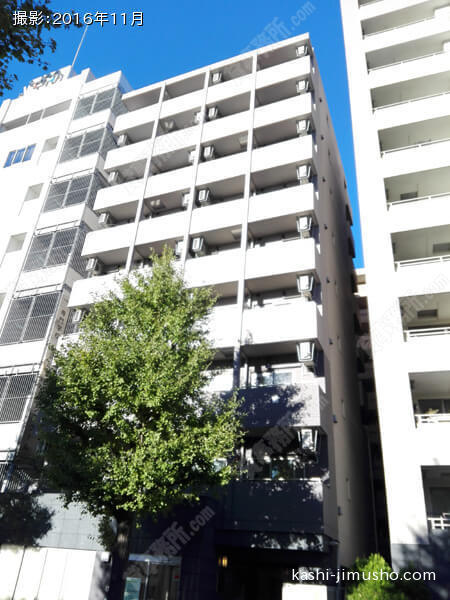 横浜コーヨー八番館の外観