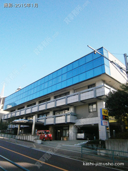 横浜市教育会館の外観