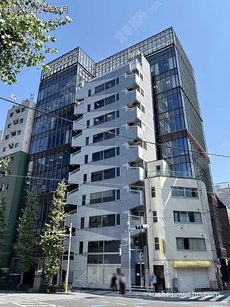 UUR京橋イーストビルの外観